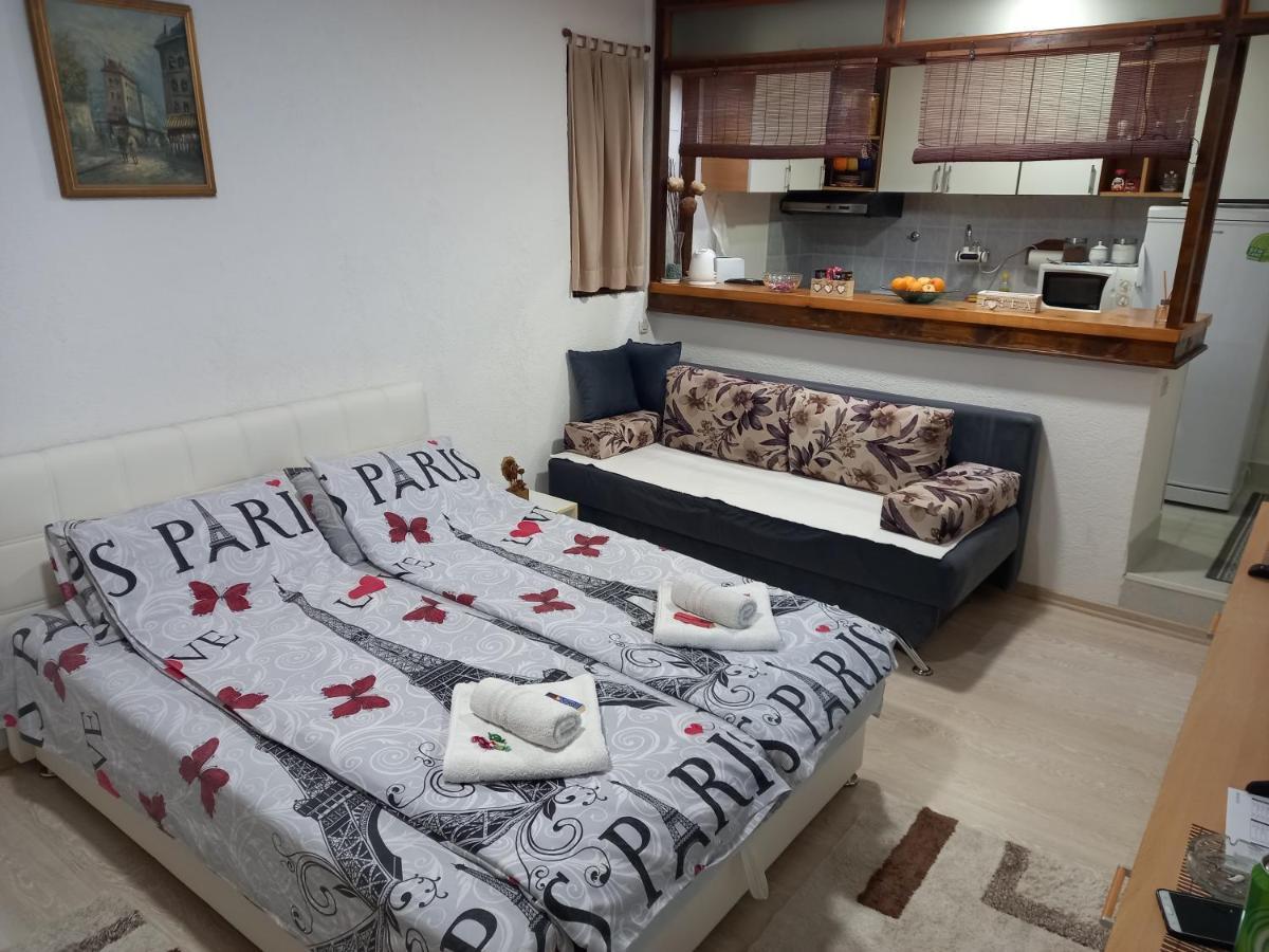Apartman Azra Сараево Экстерьер фото