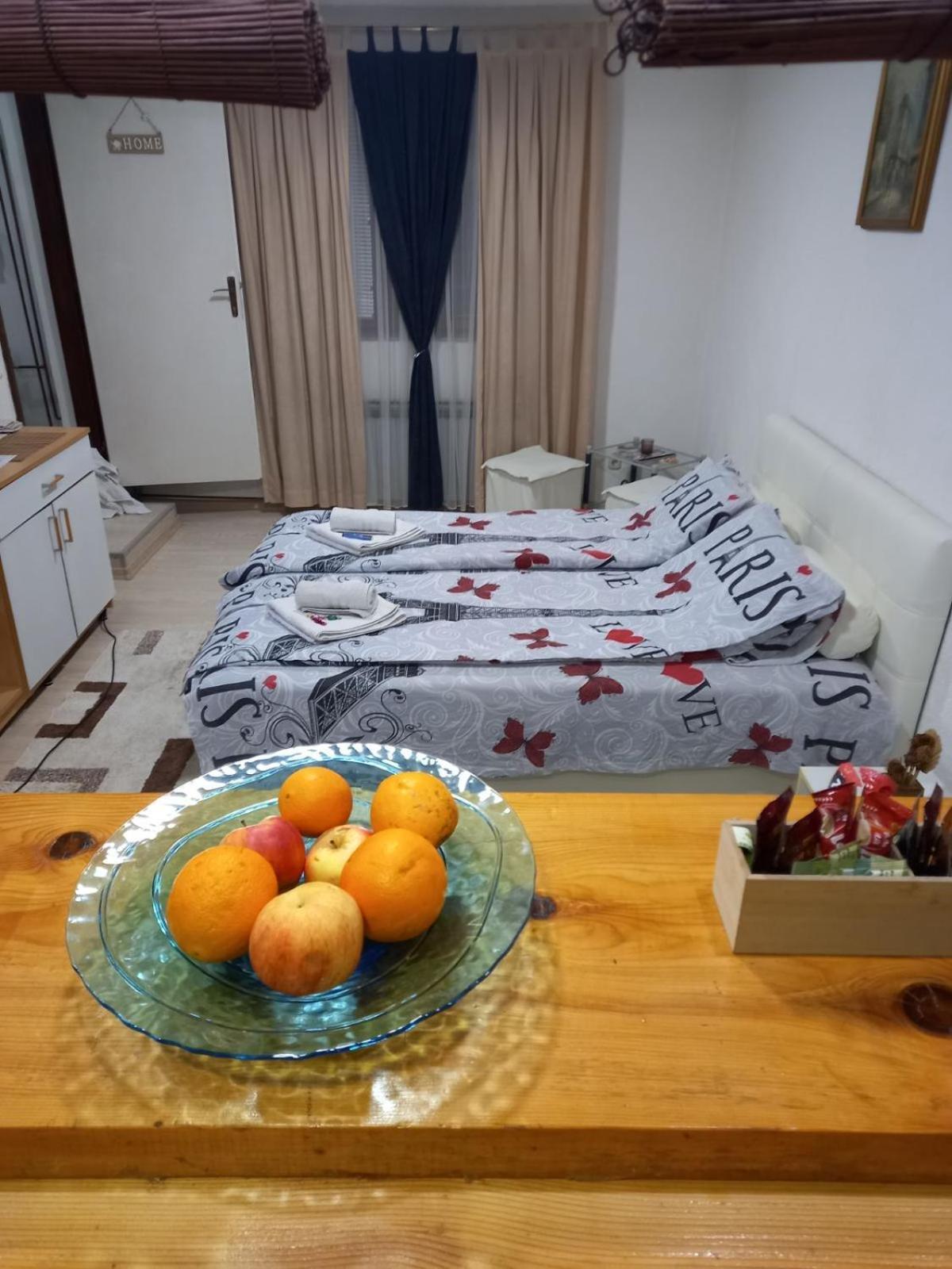Apartman Azra Сараево Экстерьер фото