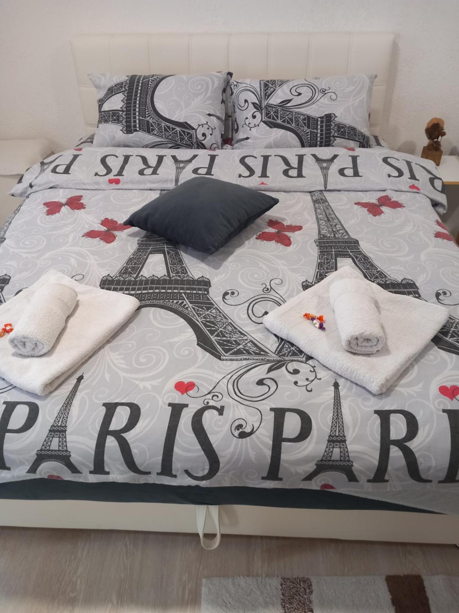 Apartman Azra Сараево Экстерьер фото
